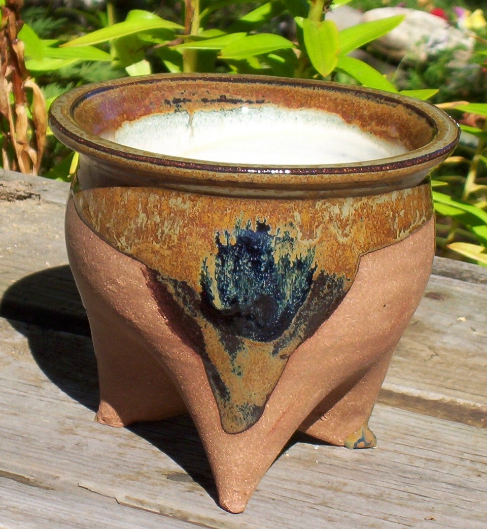 Hand-build a 3-leg Pot